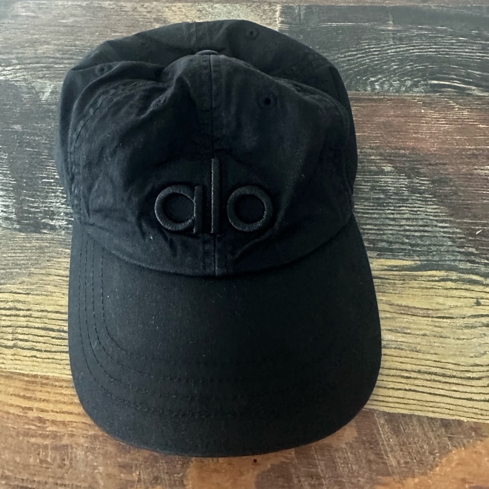 Alo Yoga Black Baseball Cap